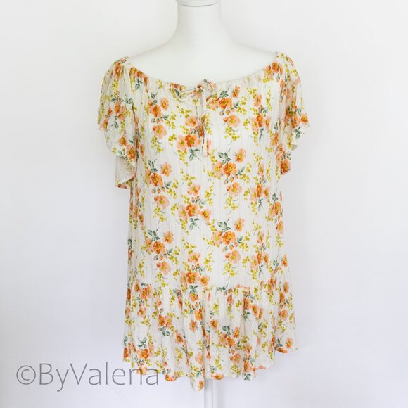 cupcakes & cashmere Dresses & Skirts - Cupcakes & Cashmere Floral Peasant Off-Shoulder Ruffle Mini Dress Size S Resort